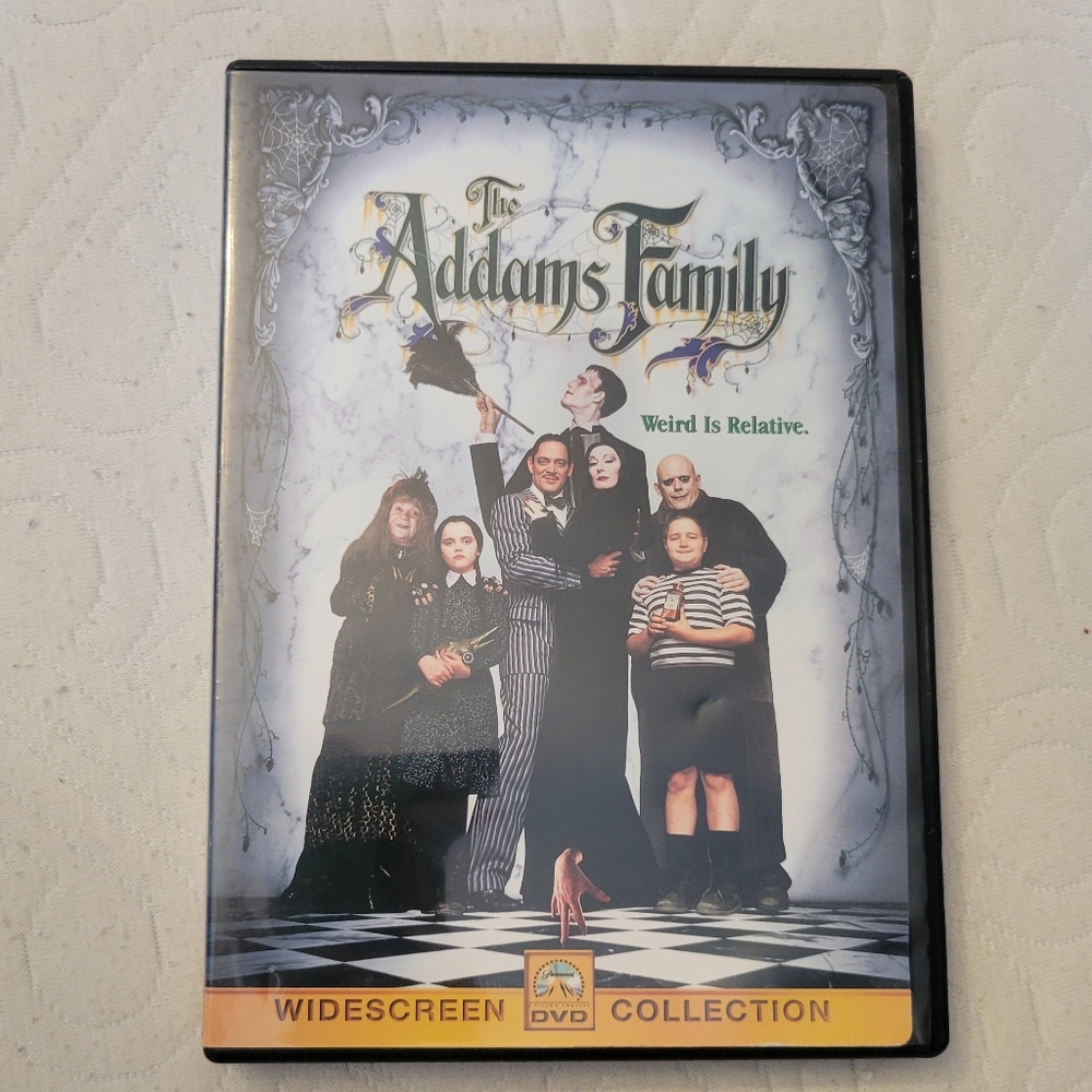 ⭐️2/$15⭐️ The Addams Family DVD - Widescreen Collection